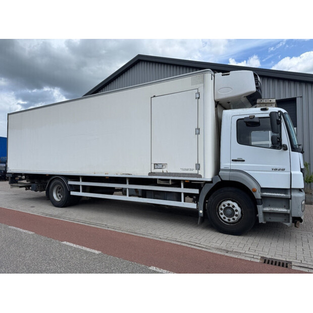 2007 Mercedes-Benz AXOR 1928-40233069