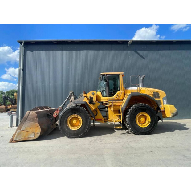 2011 فولفو L180G-40265025