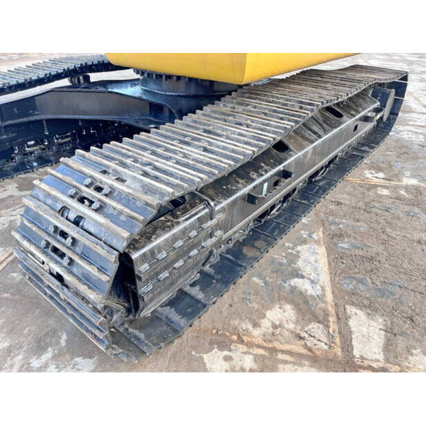 2025 Caterpillar 323D3-40284599