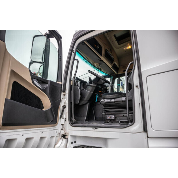 2016 Mercedes-Benz Actros 1845 LS-40322136