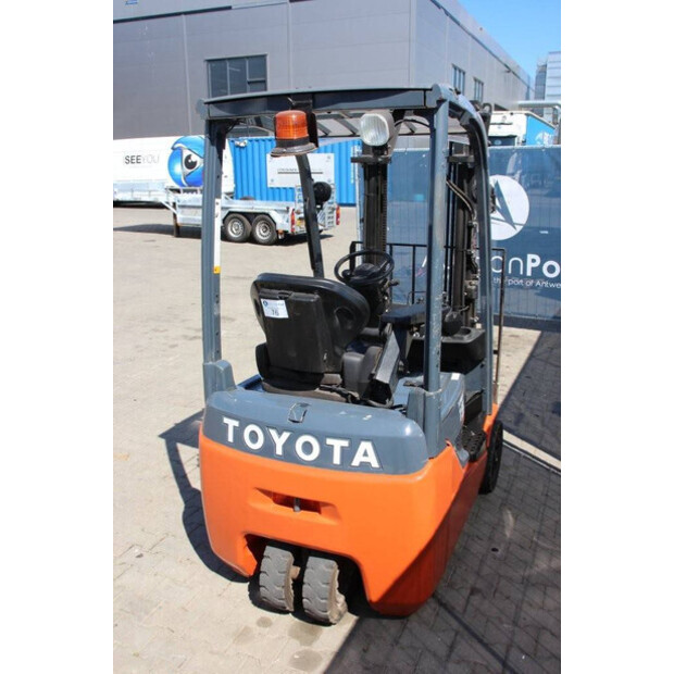 2017 تويوتا 8FBE15T-40323681