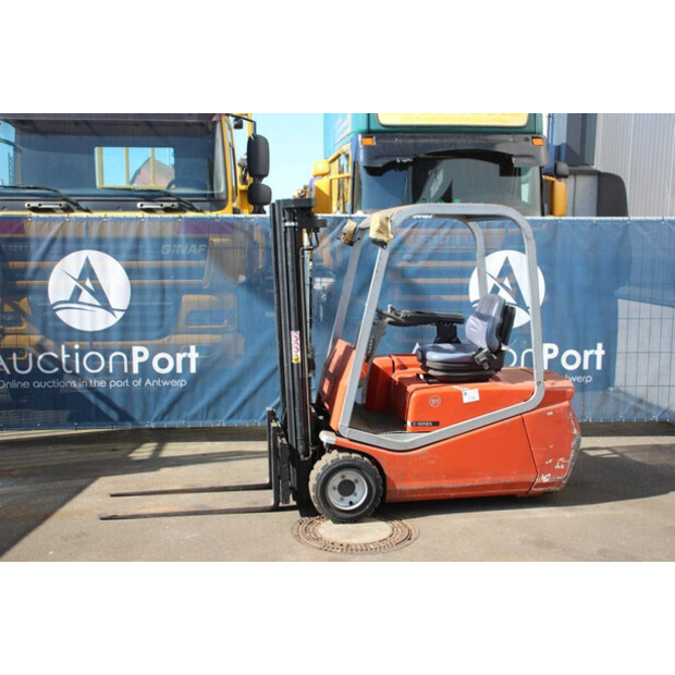 2005 BT CBE 18 T-40325768