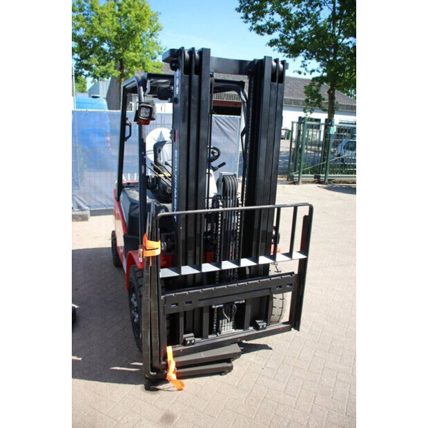 2024 EP Equipment EFL303-40327190