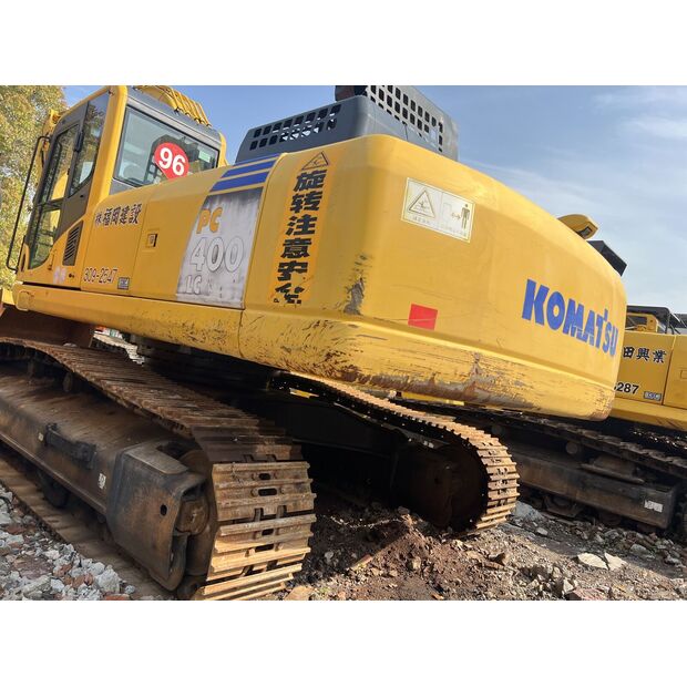 2021 Komatsu PC400-8R-40328319