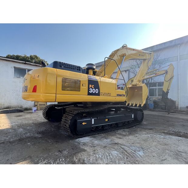 2021 Komatsu PC300-7-40328340