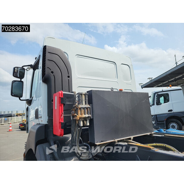 2012 Renault Kerax 480-40330328