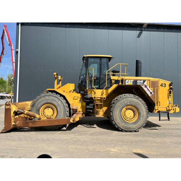 2011 Caterpillar 824H-40348199