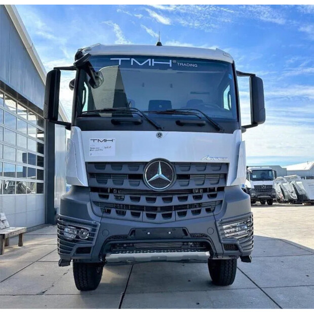 2025 Mercedes-Benz Arocs 4140-40351977
