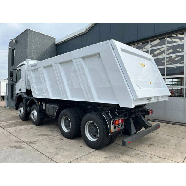 2025 Mercedes-Benz Arocs 4140-40352577