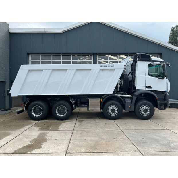 2025 Mercedes-Benz Arocs 4140-40352580