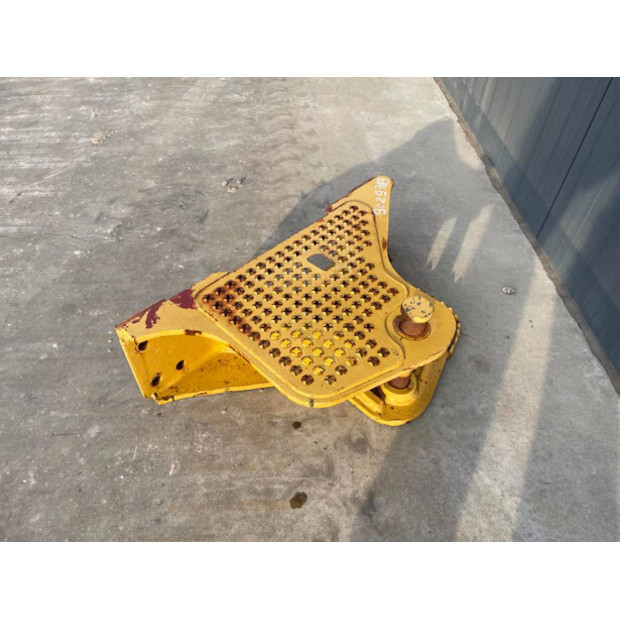 2022 Caterpillar D6K-40383656