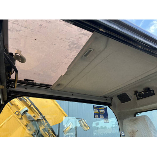 2010 كاتربيلر 323D LN-40384701