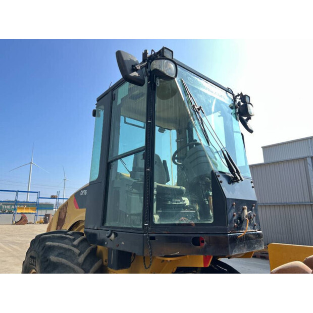 2011 Caterpillar CP76-40386784