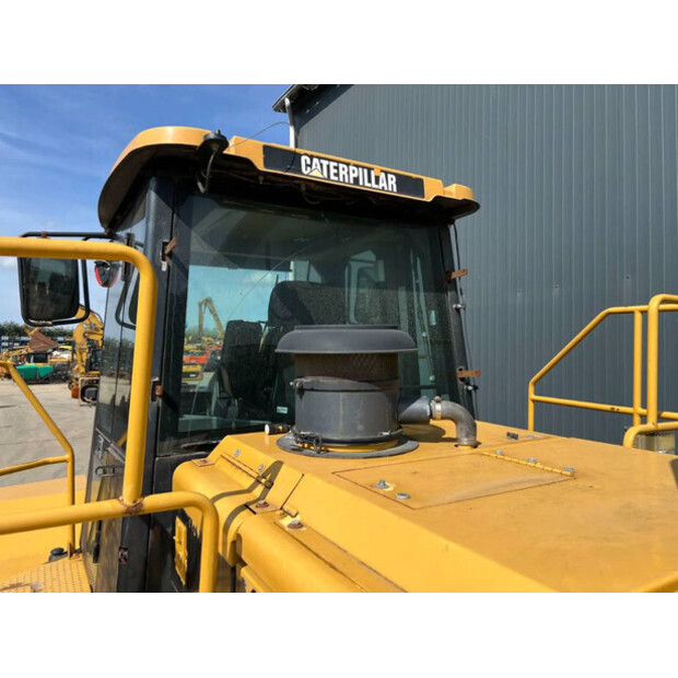 2011 Caterpillar 824H-40387246