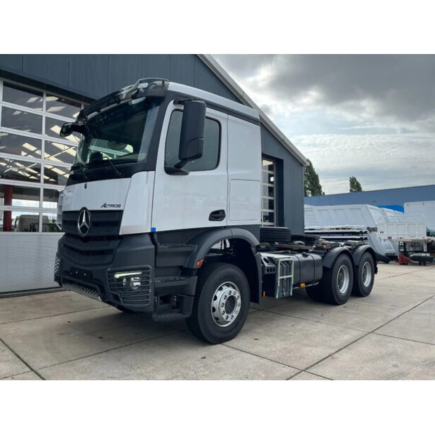 2025 مرسيدس بنز ACTROS 3340-40416327