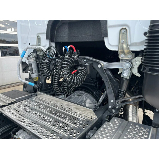 2025 Mercedes-Benz ACTROS 3348-40416955