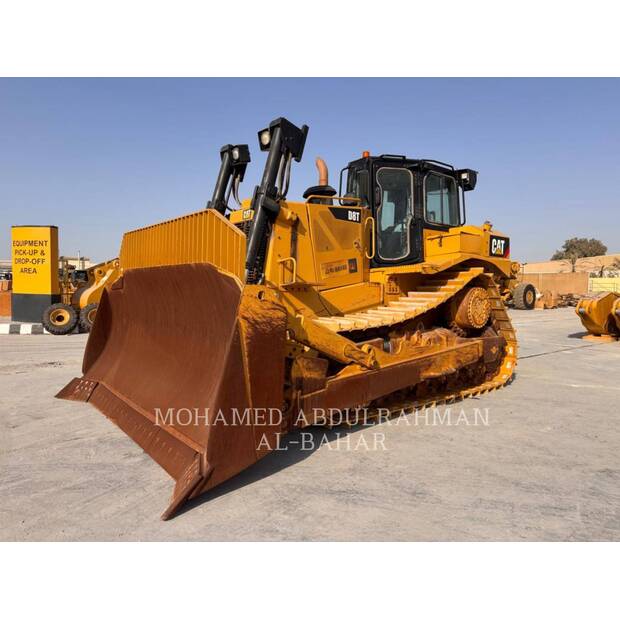 2017 كاتربيلر D8T-40421655