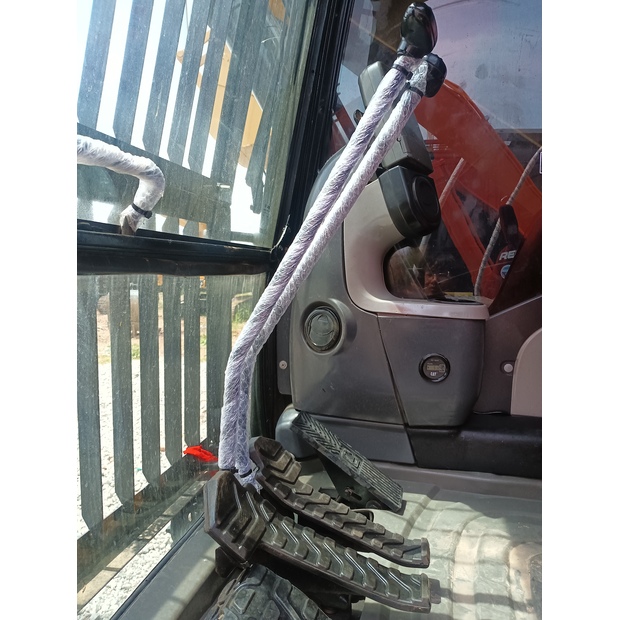 2023 كاتربيلر 320D2-40436878