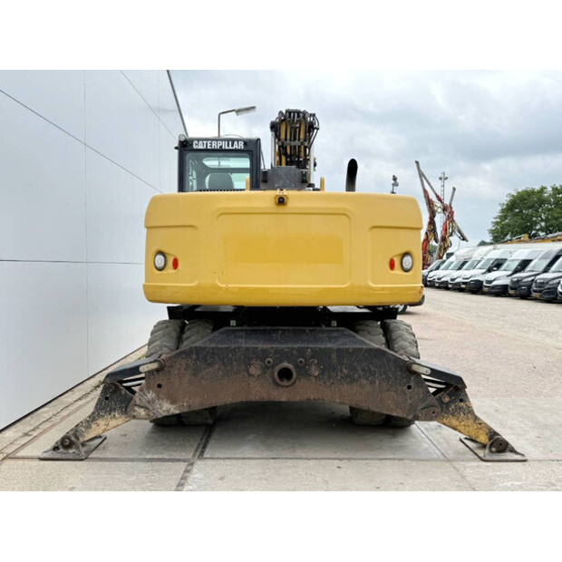 2010 Caterpillar M313D-40438188
