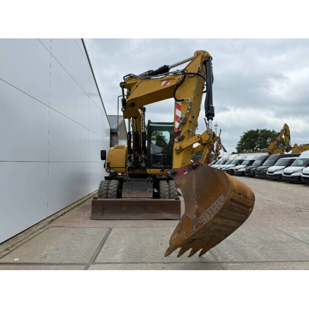2010 Caterpillar M313D-40438215