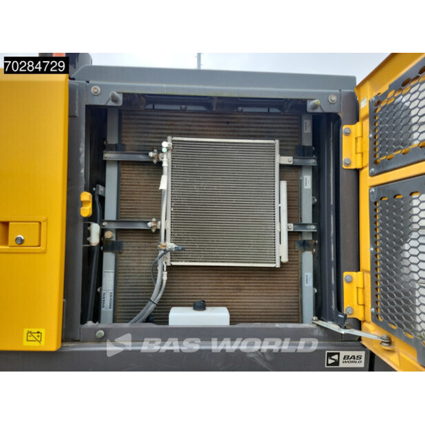 2020 فولفو EC200EL-40438314