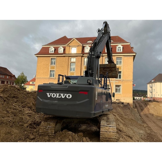 2021 Volvo EC220EL-40445986