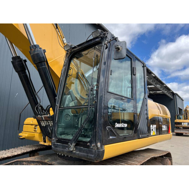 2010 Caterpillar 329DLN-40458508
