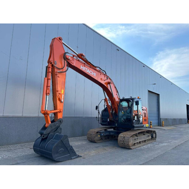2021 Hitachi ZX225USLC-6-40460910