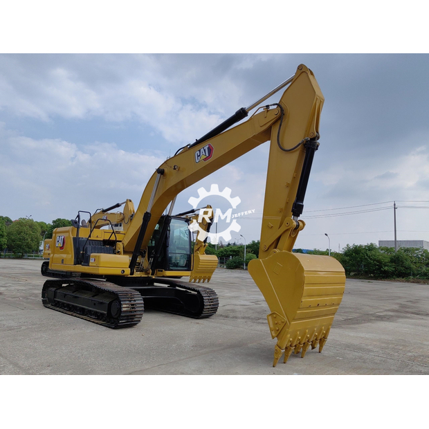 2023 Caterpillar 330 NG-40488386