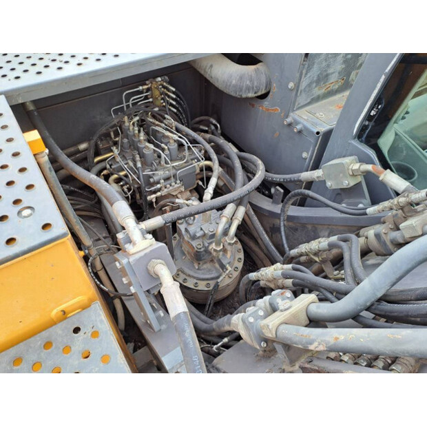 2017 Volvo EC300EL-40489560
