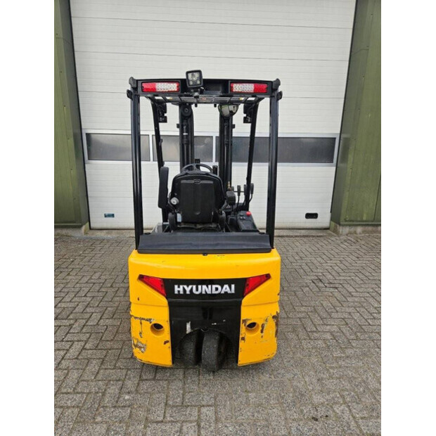 2019 Hyundai 20BT-9-40493334