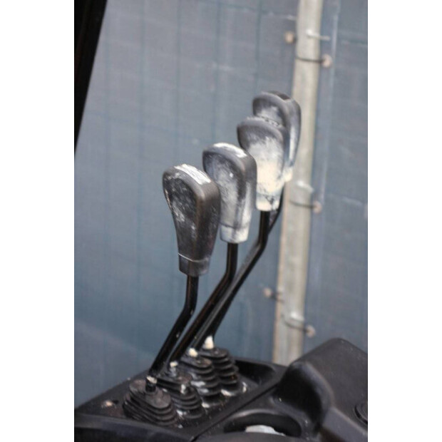 هيونداي 25B-9-40494692
