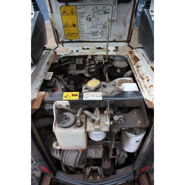 2016 بوبكات E10 AAEM-40501538