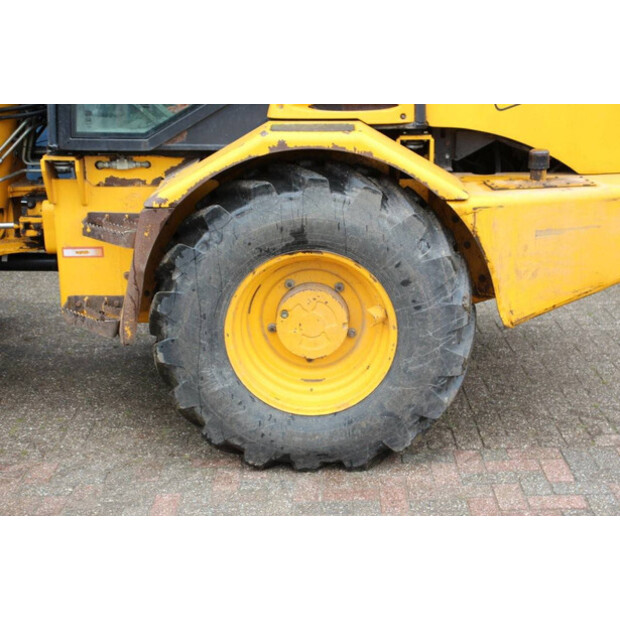 2006 جيه سي بي TM300-40501602