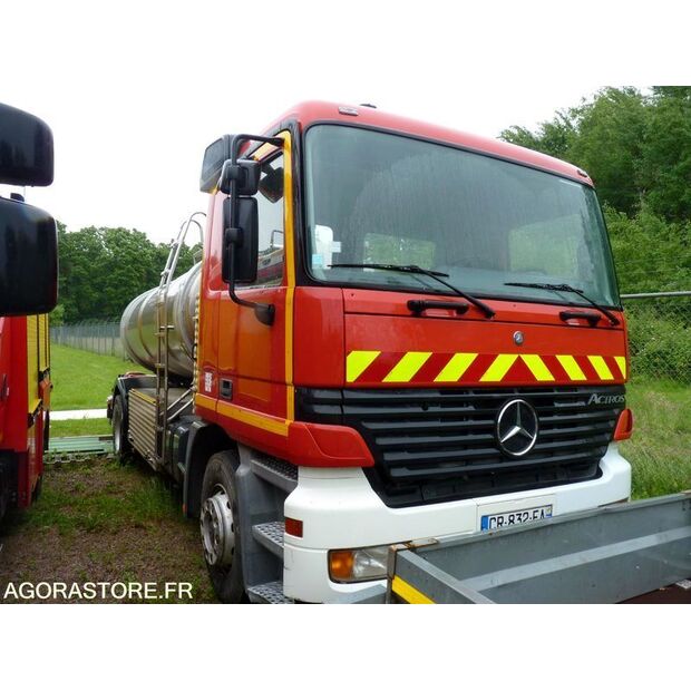 1999 Mercedes-Benz 1835-40520925
