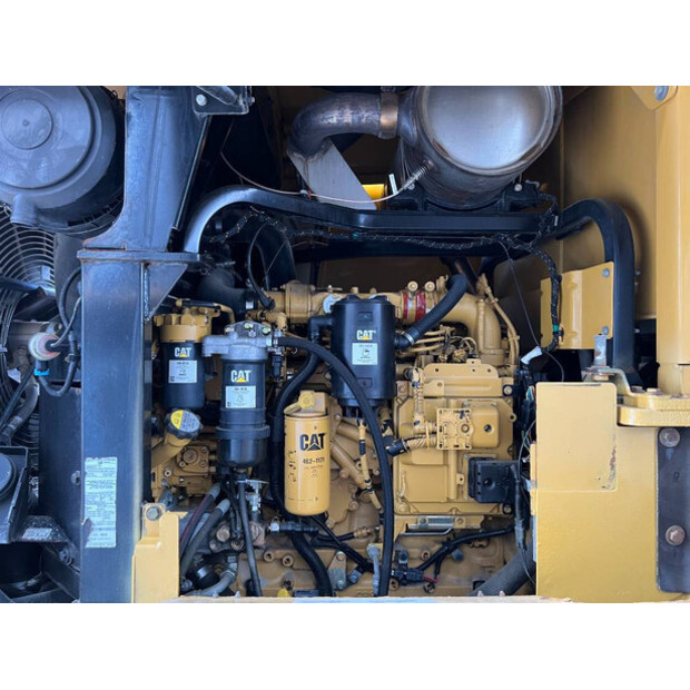 2012 كاتربيلر 930K-40524106