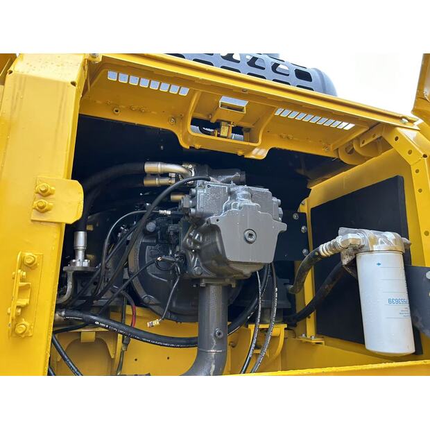 2023 Komatsu PC300-7-40556546