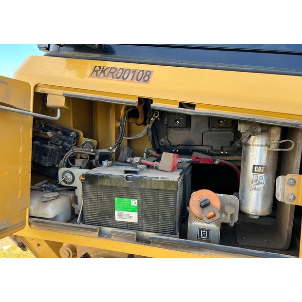 2020 Caterpillar D4-40560259