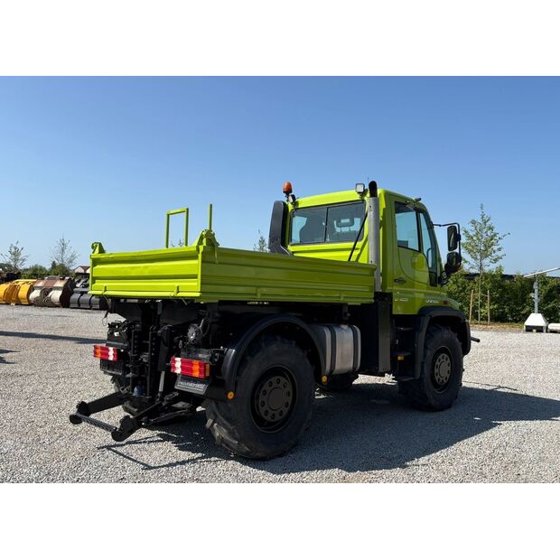 2006 Unimog U400-40565989