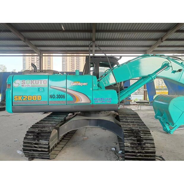 2023 كوبيلكو SK200-40575799