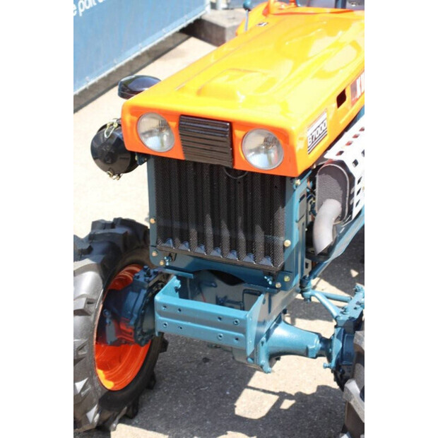 كوبوتا B7000DT-40578127