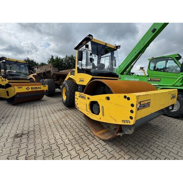 BOMAG BW213 D-5-40584233