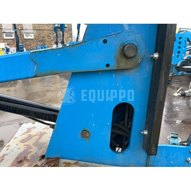 2017 Genie TZ34-40590296