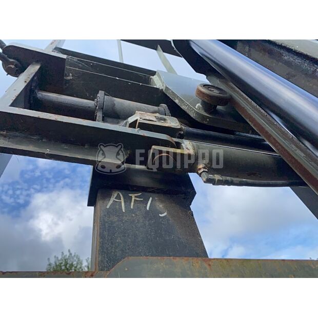 2005 LIFT KING LK25P44-40592109