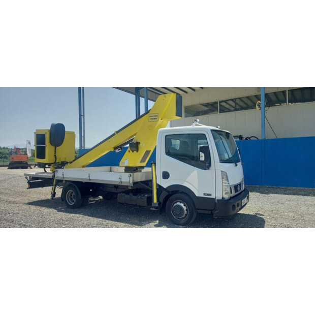 2015 NISSAN Cabstar NT400-40594022