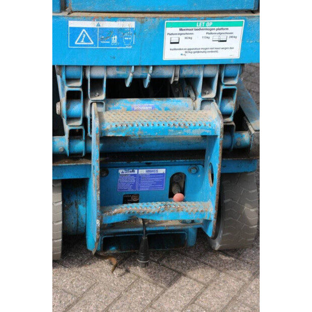 2001 Genie GS-2032-40596477