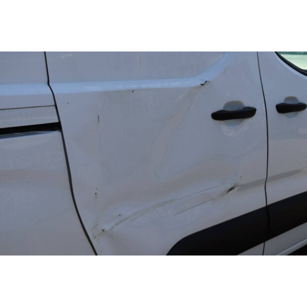 2020 Opel Combo Cargo-40597792