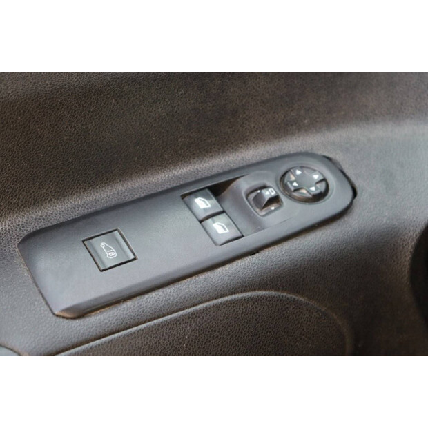 2020 Opel Combo Cargo-40597802