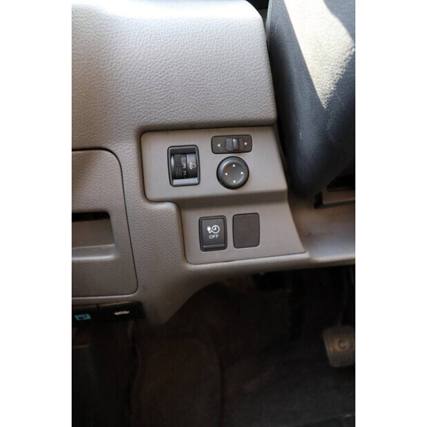 2019 NISSAN NV200-40598212