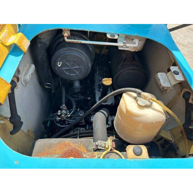 كوماتسو D21A-7E-40599019
